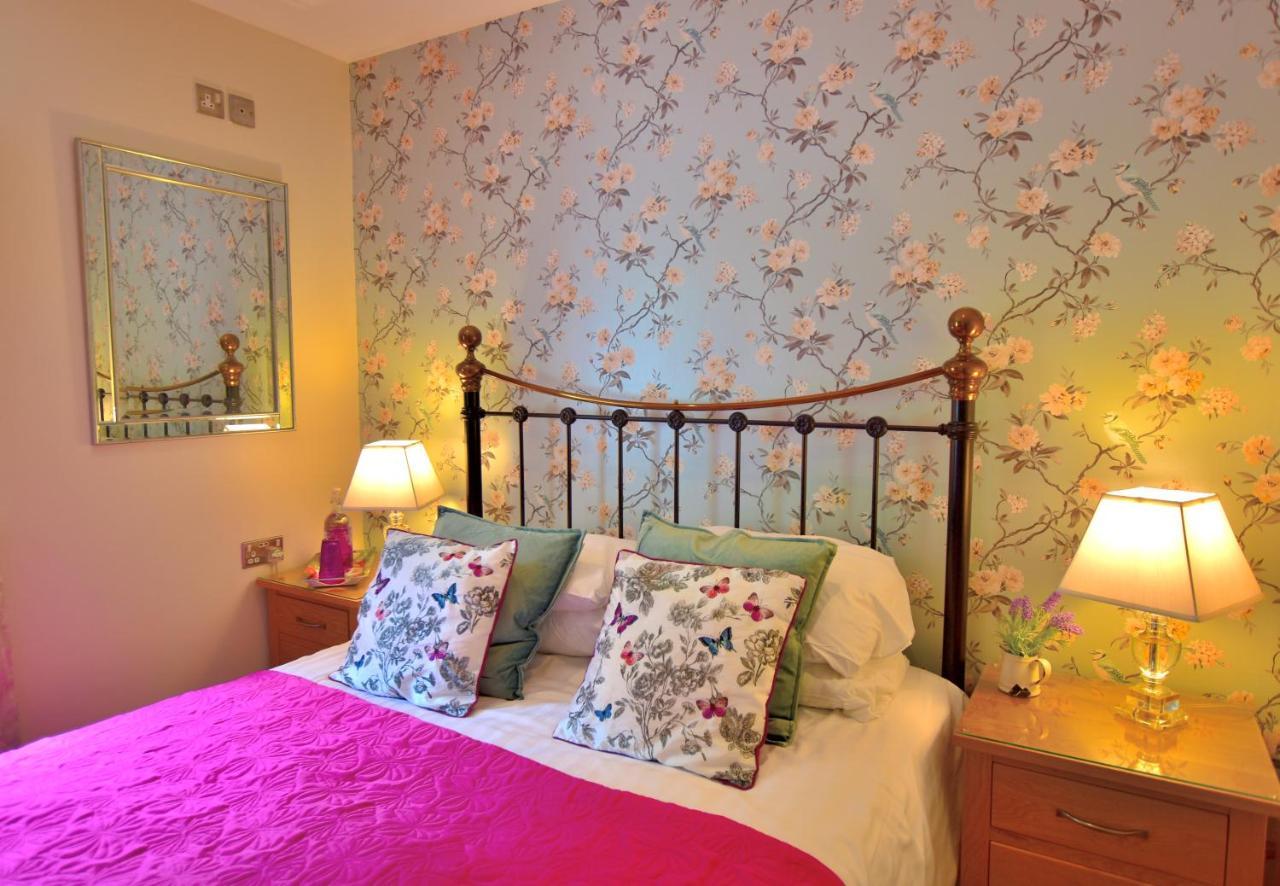 The Bryn At Capel Hotel คาเปล-คูริก ภายนอก รูปภาพ