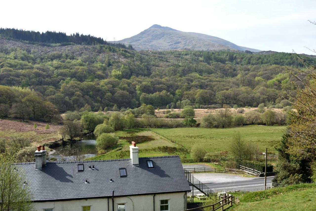 The Bryn At Capel Hotel คาเปล-คูริก ภายนอก รูปภาพ