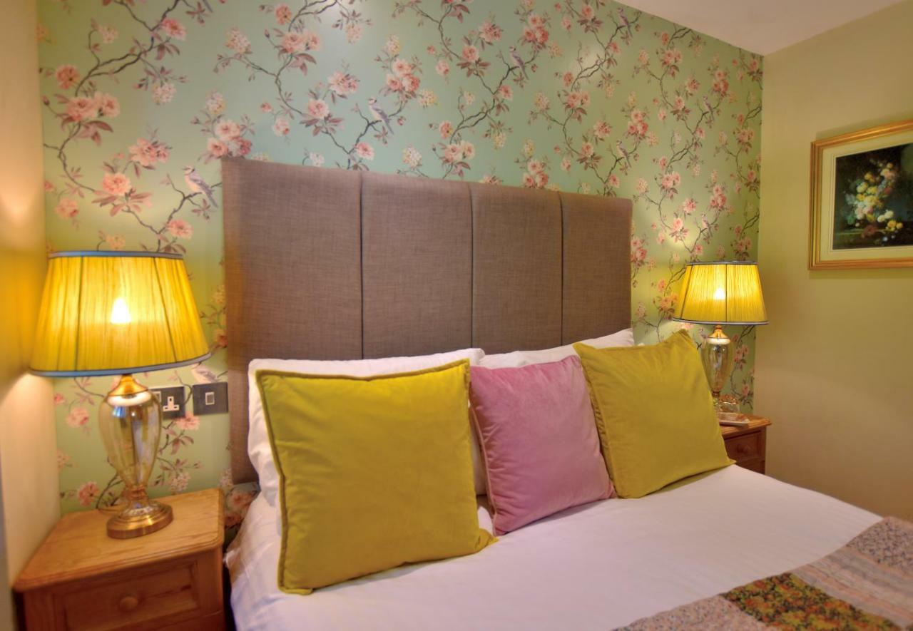 The Bryn At Capel Hotel คาเปล-คูริก ภายนอก รูปภาพ